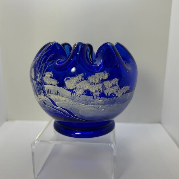 Fenton Inverted Ruffle Rose Bowl Cobalt Winter Scene Hand Painted GD Wright - Picture 4 of 9